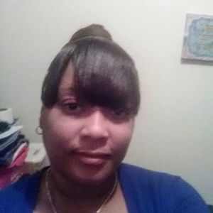 Meet your Posher, Monica